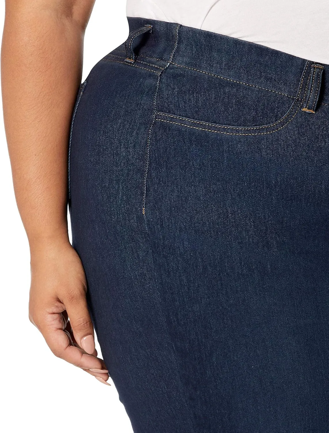 Amazon Essentials Women's Pull-On Stretchy Knit Jegging (Available in Plus Size)