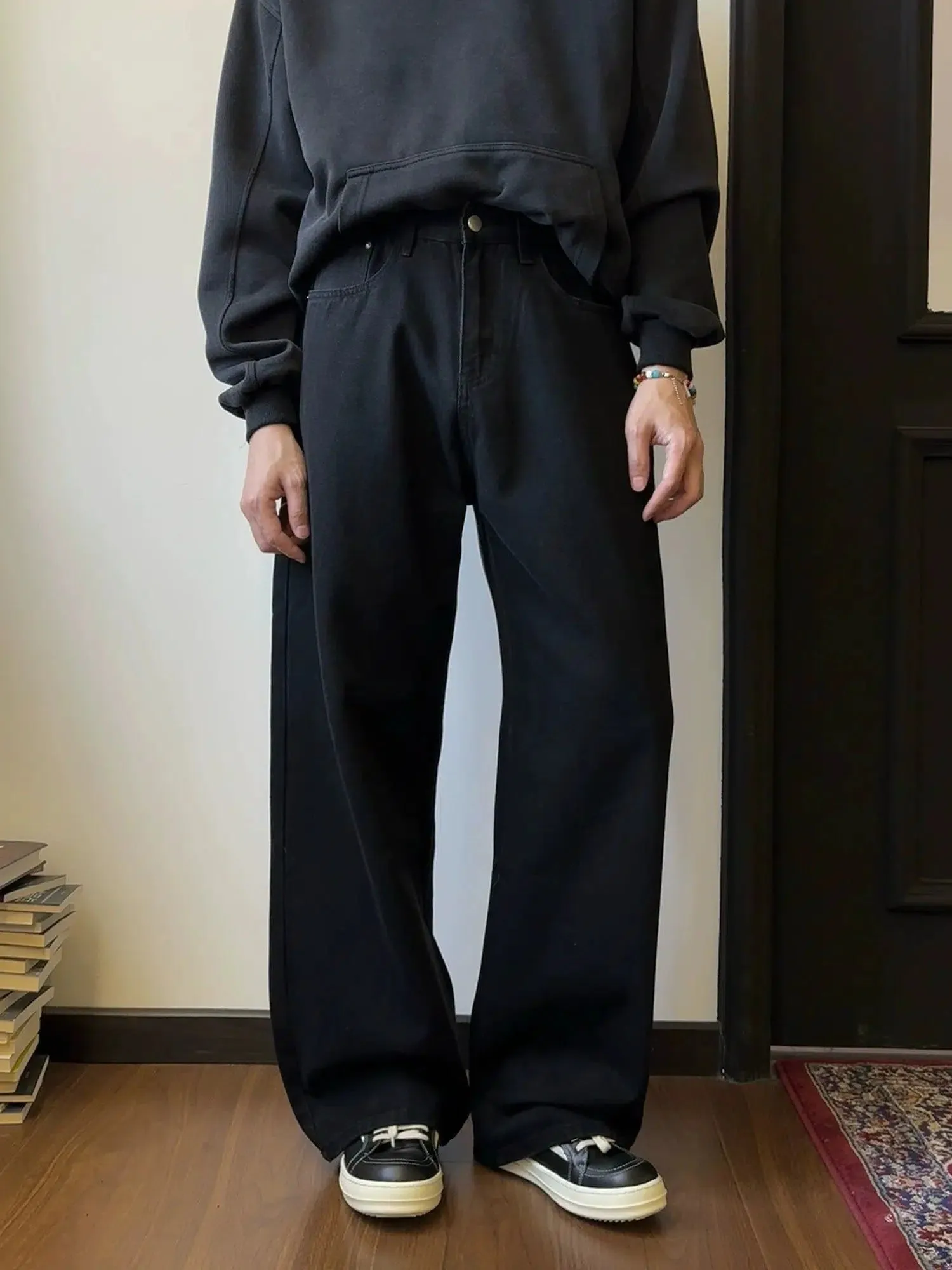 Nine Washed Straight Jeans