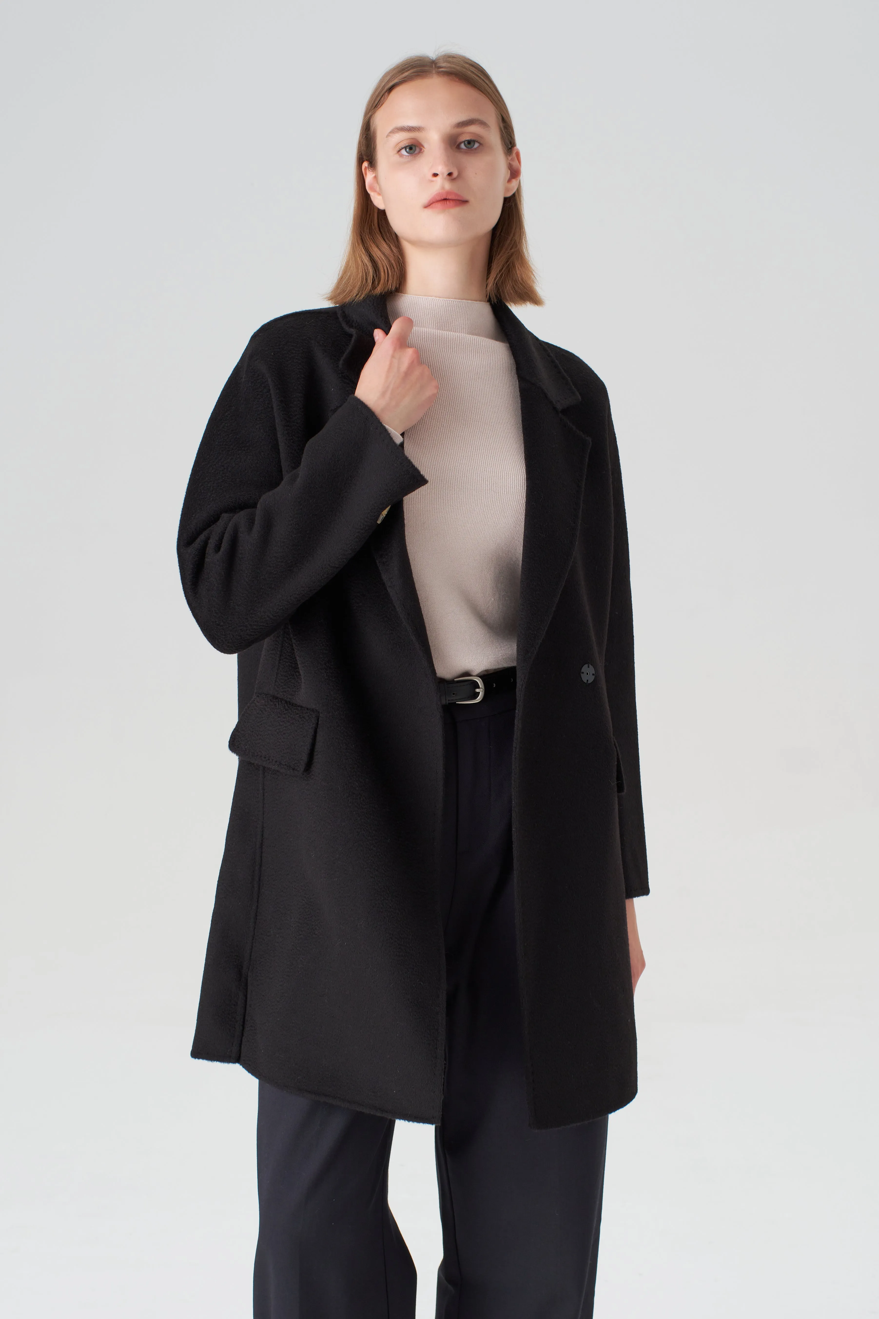 The Walking Coat - Black